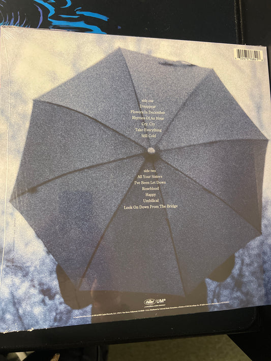 MAZZY STAR - among my swan