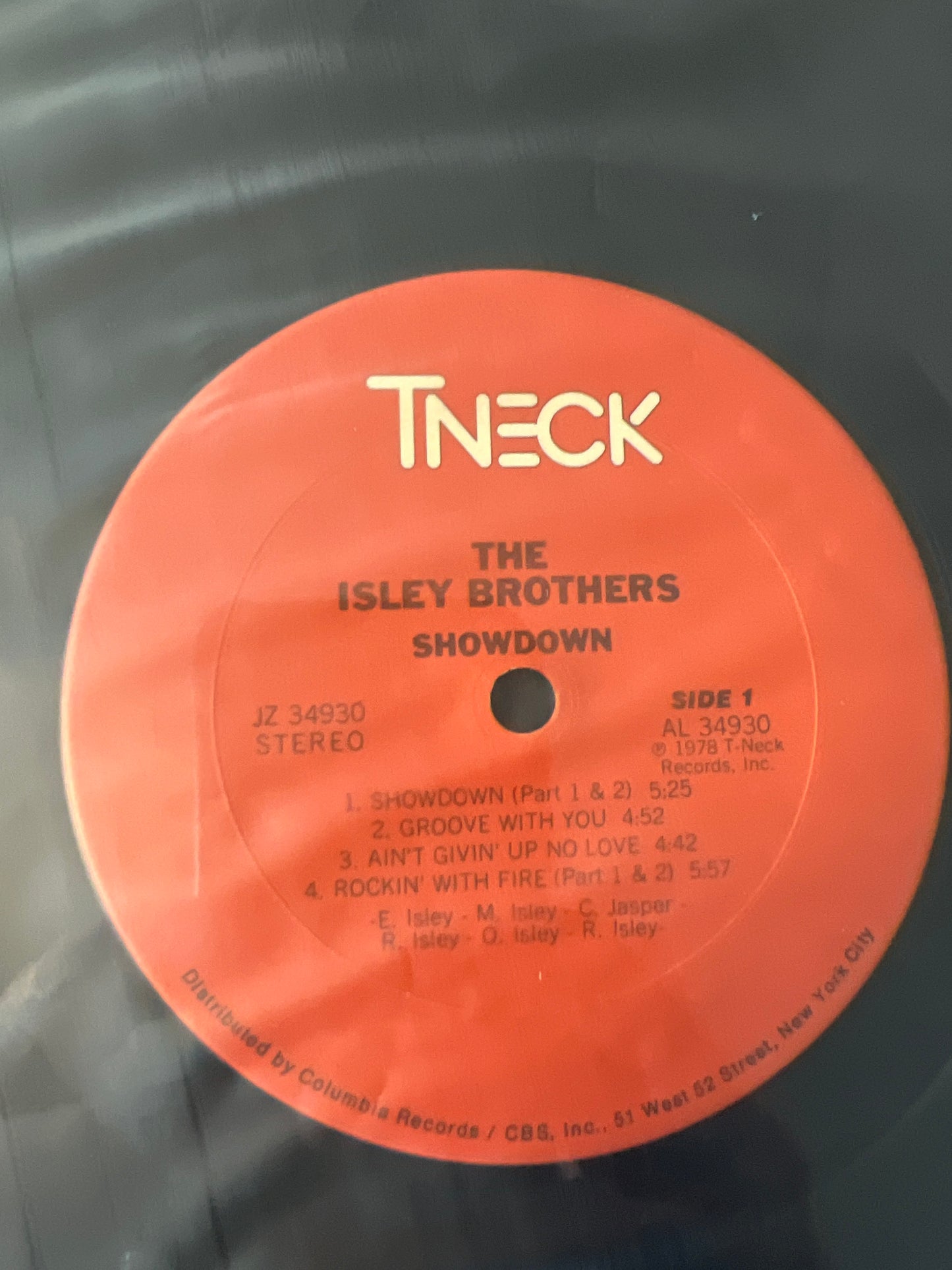 THE ISLEY BROTHERS - showdown