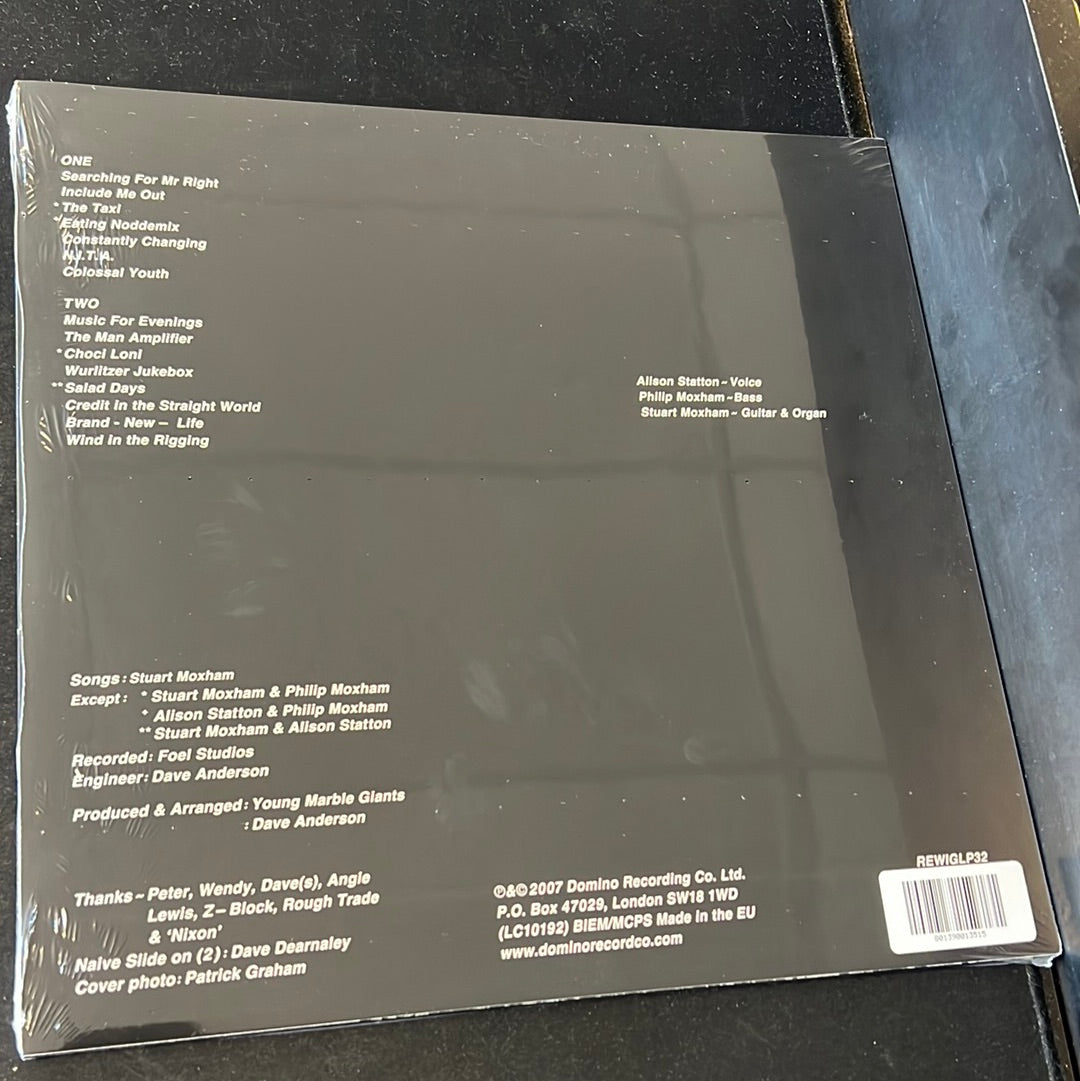 YOUNG MARBLE GIANTS - colossal youth