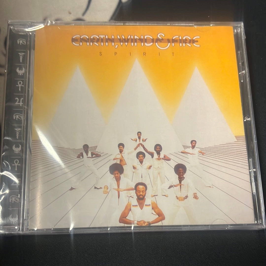 EARTH, WIND & FIRE - Spirit