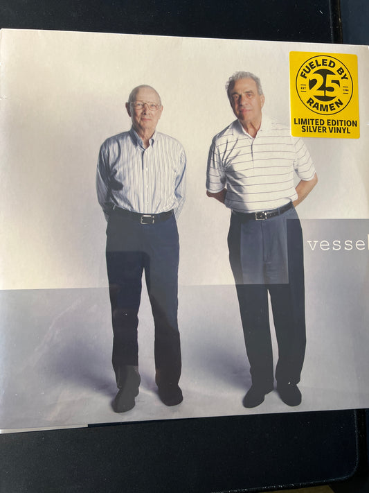 TWENTY ONE PILOTS - vessel