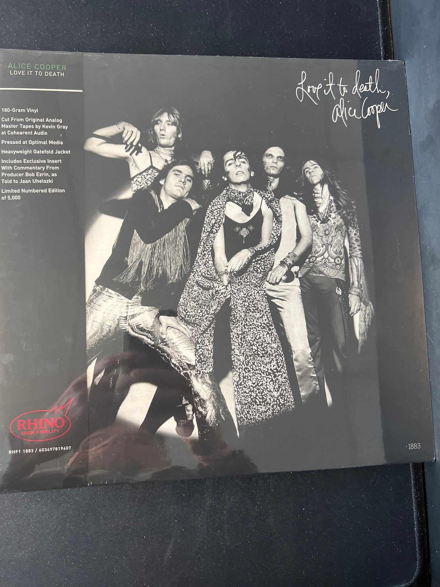ALICE COOPER - love it to death