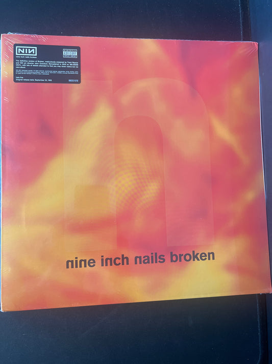 NINE INCH NAILS - broken