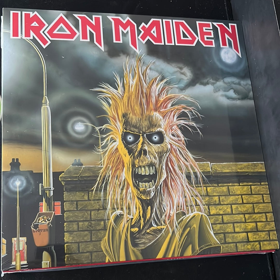 IRON MAIDEN - Iron Maiden