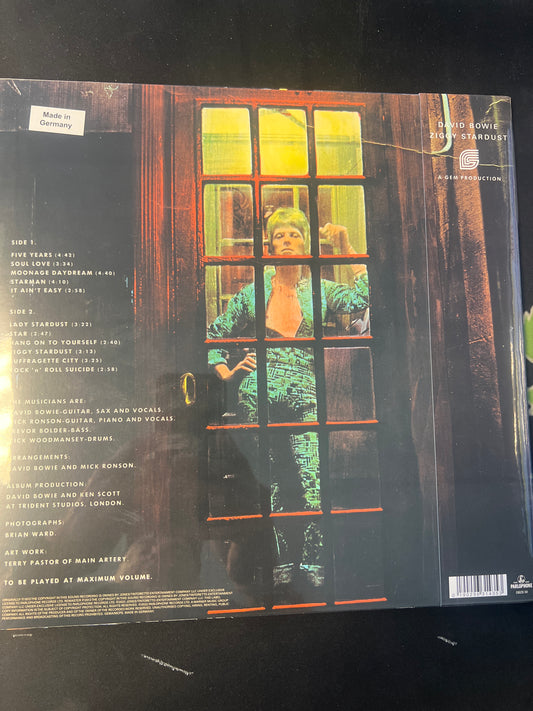 DAVID BOWIE - Ziggy Stardust and the spiders from mars