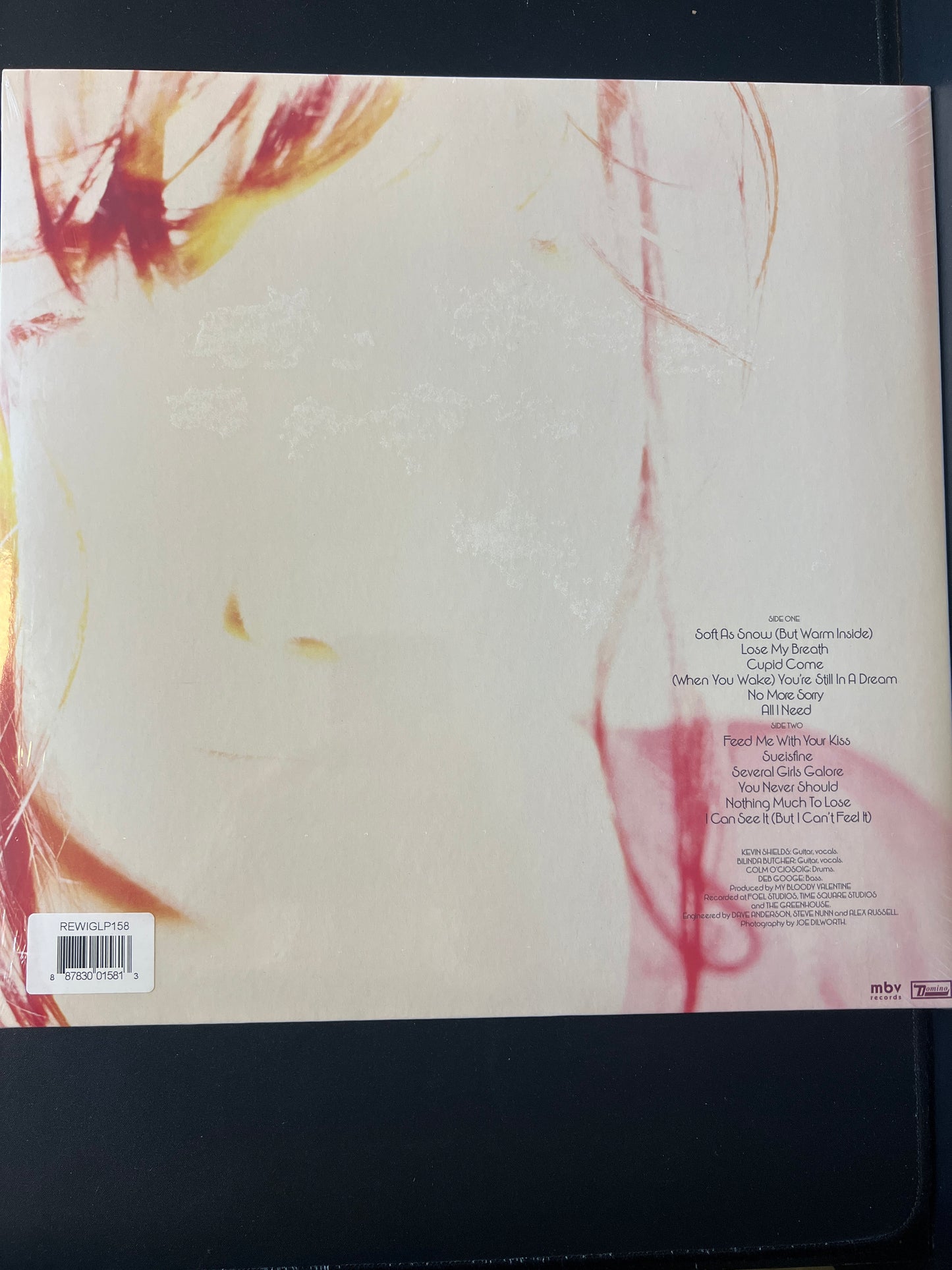 MY BLOODY VALENTINE - isn’t anything