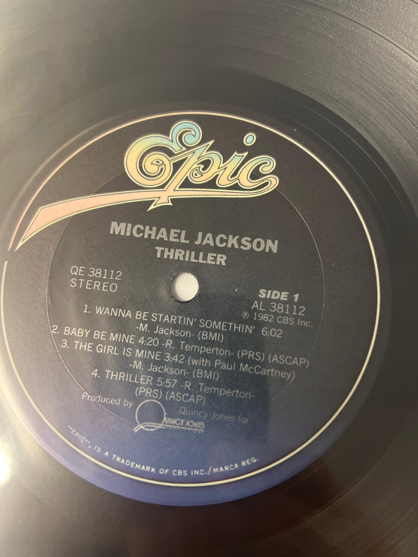 MICHAEL JACKSON - thriller