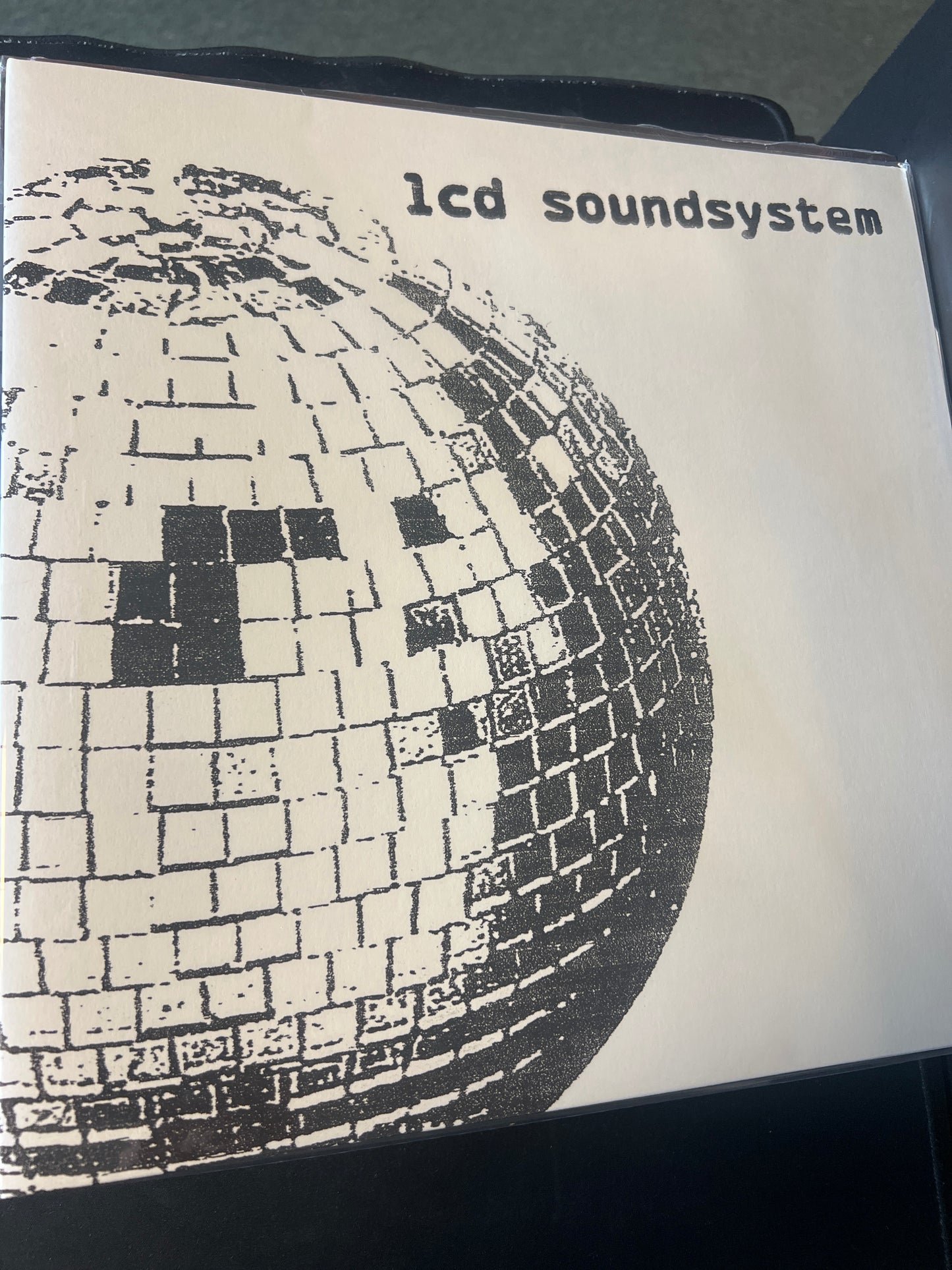 LCD SOUNDSYSTEM - LCD SOUNDSYSTEM