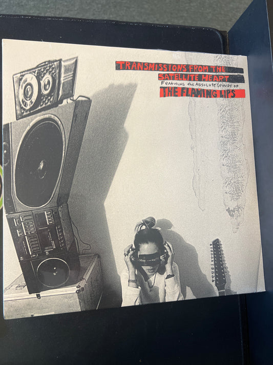 THE FLAMING LIPS - transmissions from the satellite heart