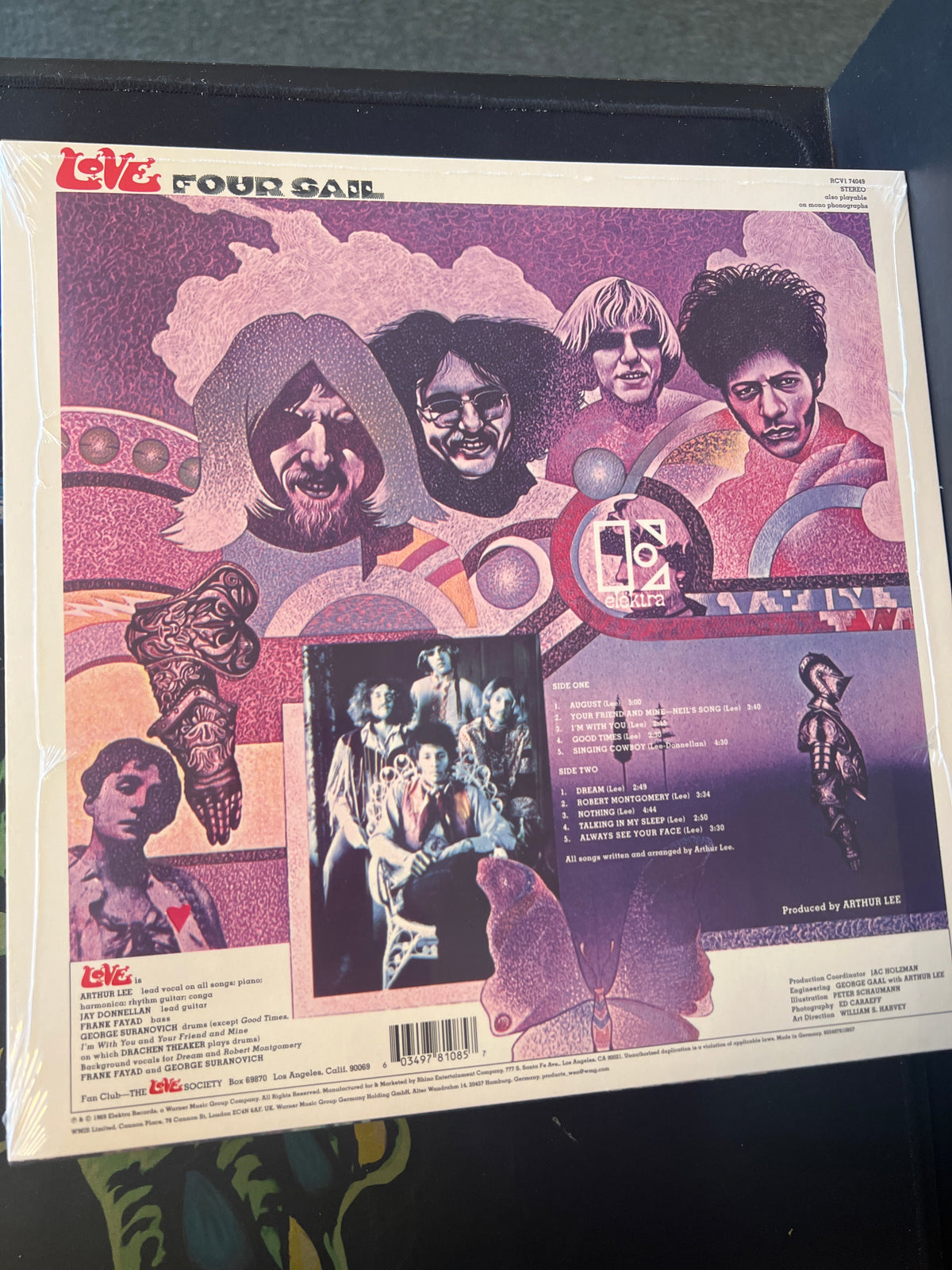 LOVE - four sail
