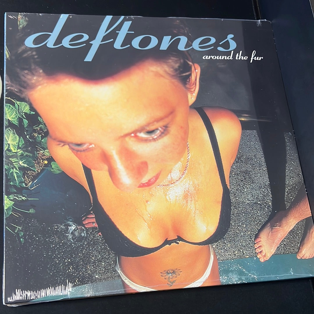 DEFTONES - around the fur