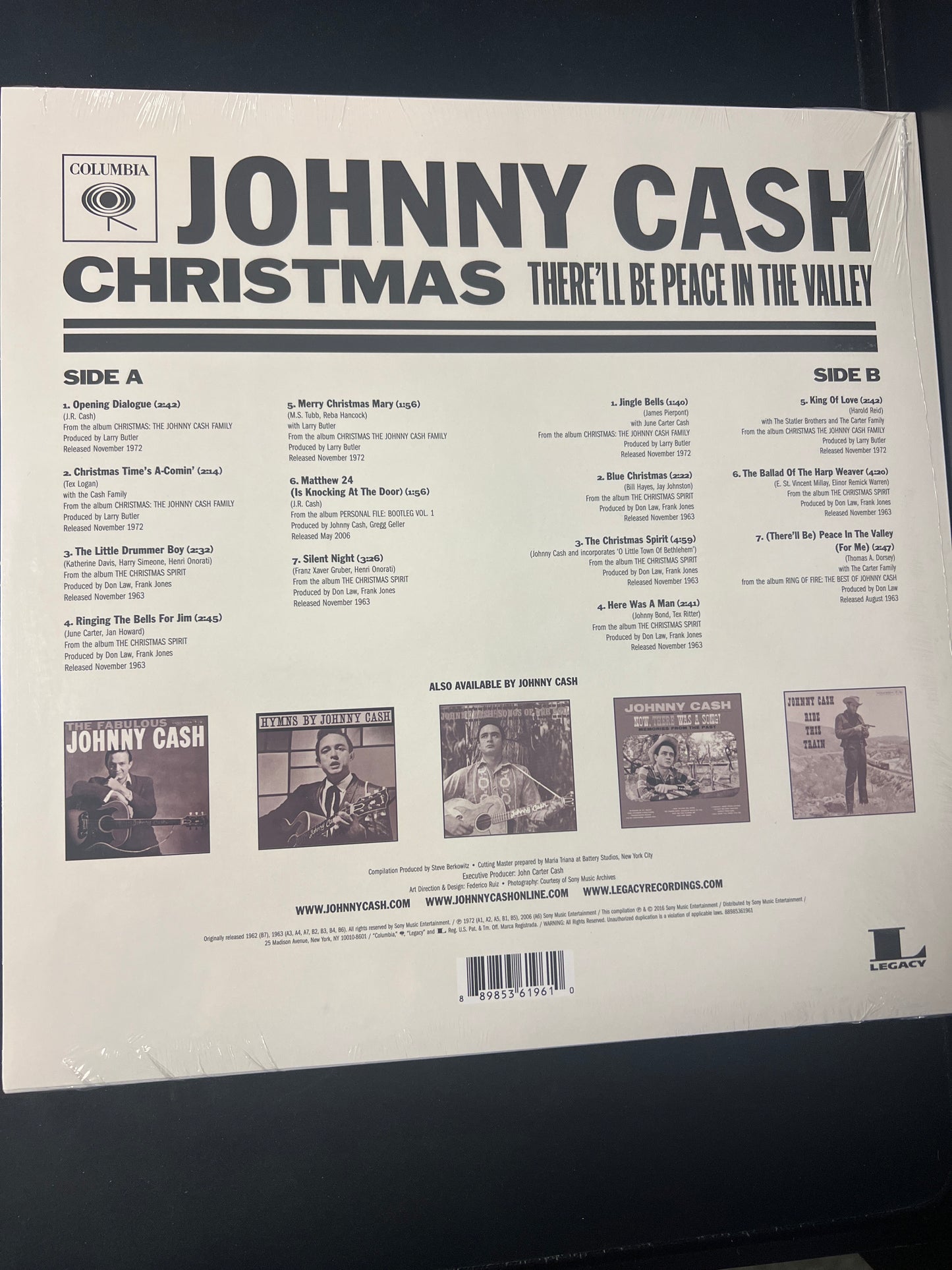 JOHNNY CASH - Christmas, there’ll be peace in the valley