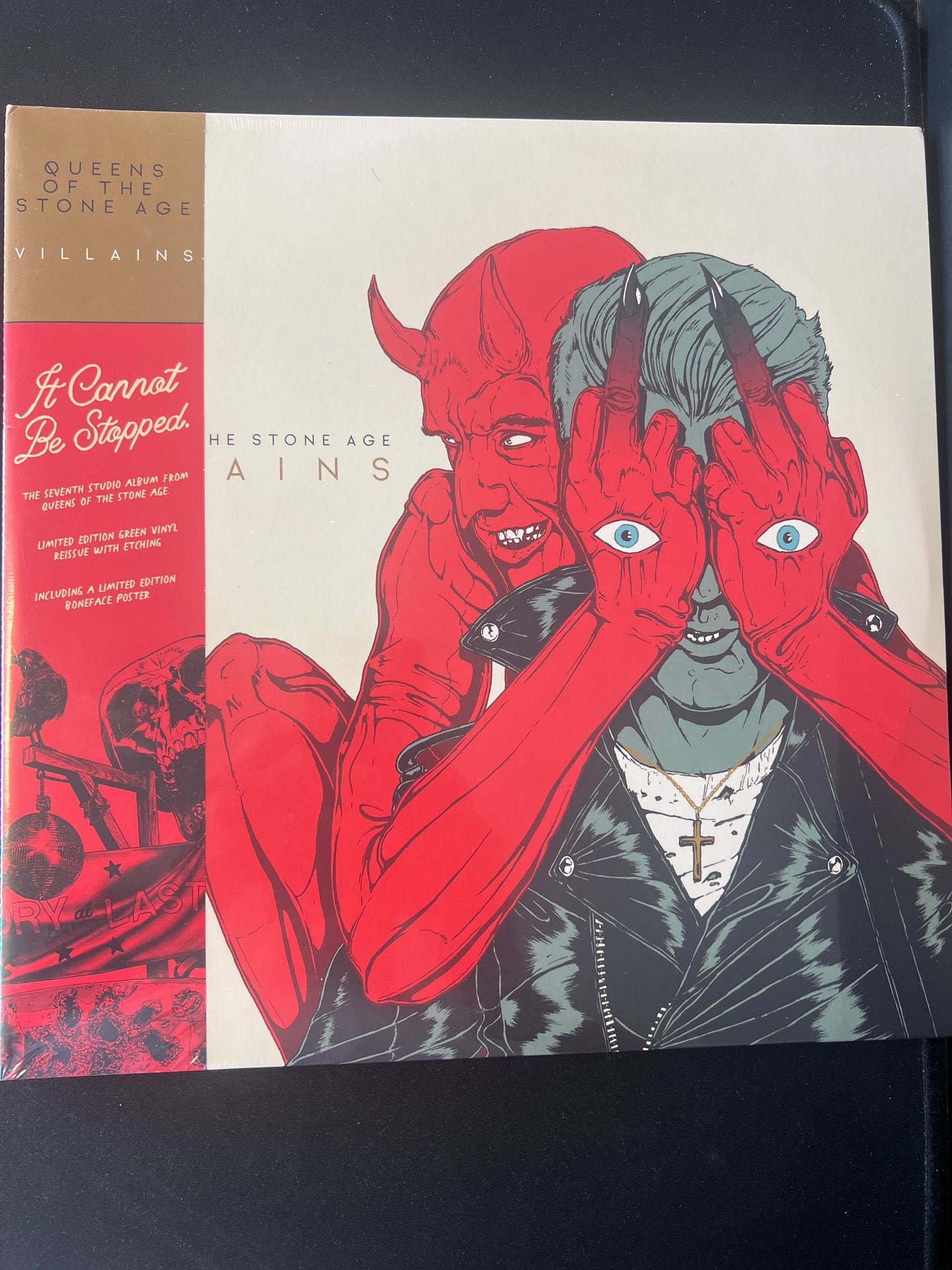 QUEENS OF THE STONE AGE - villains