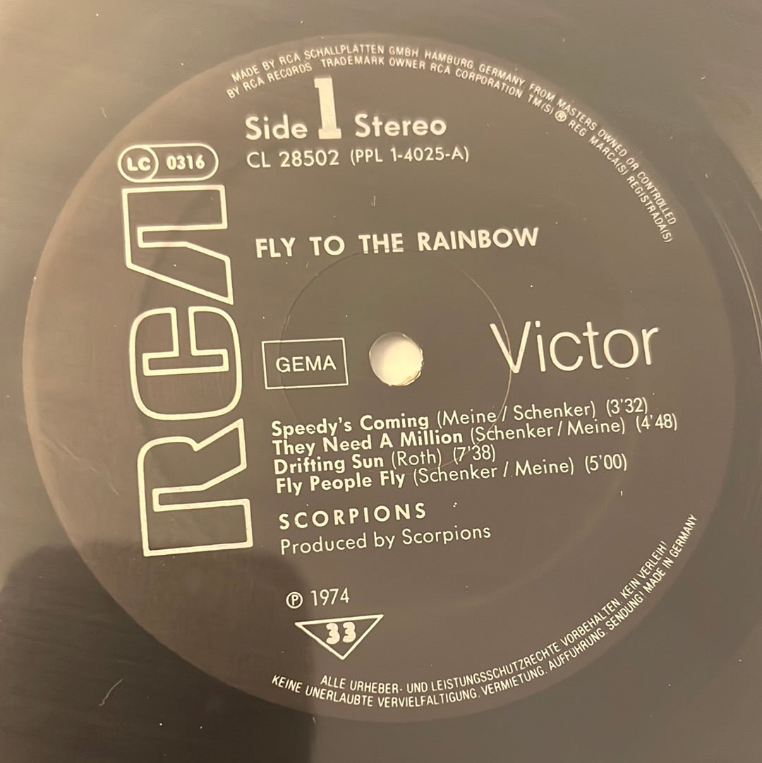 SCORPIONS - fly to the rainbow