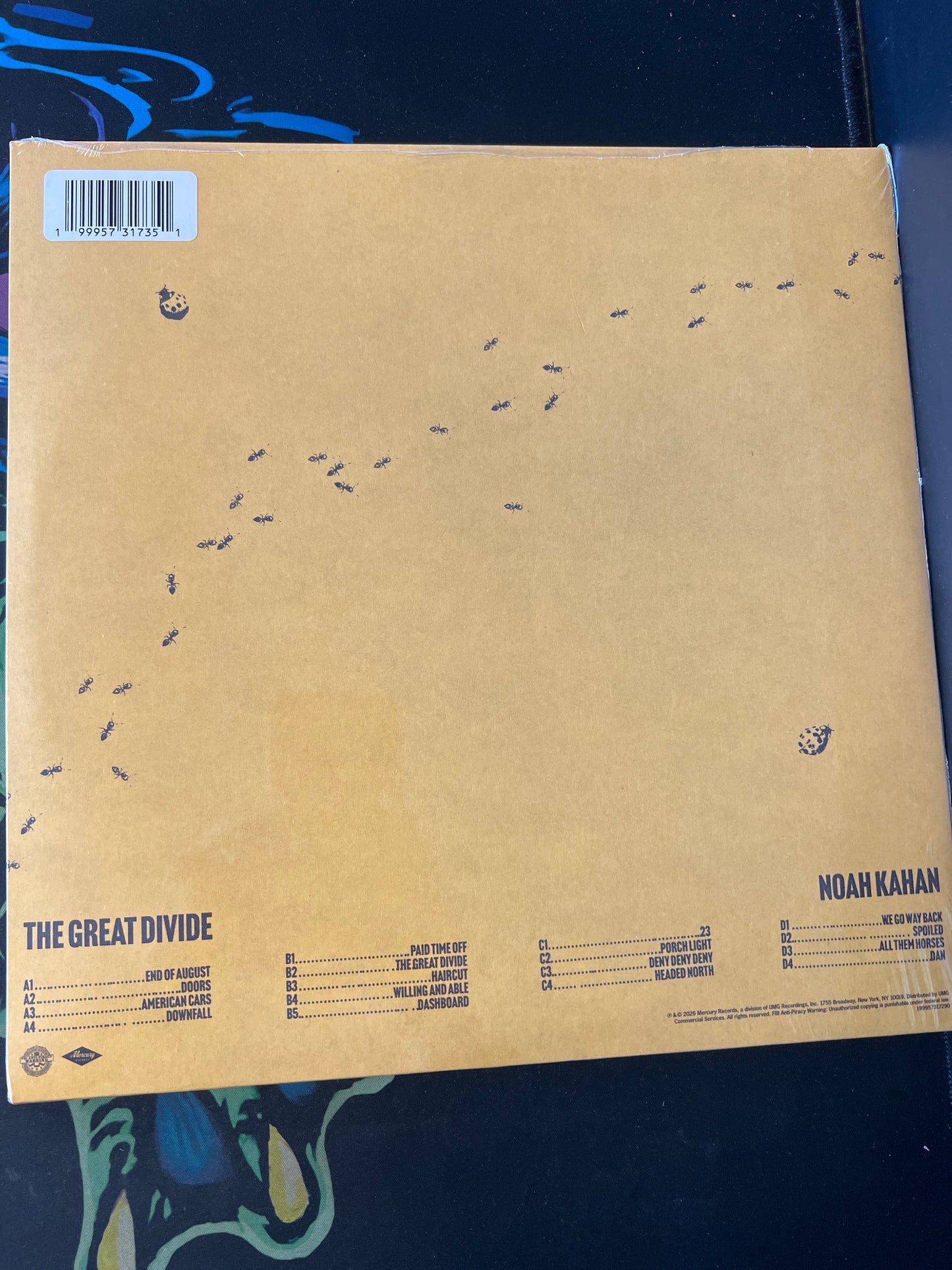 NOAH KAHAN - the great divide