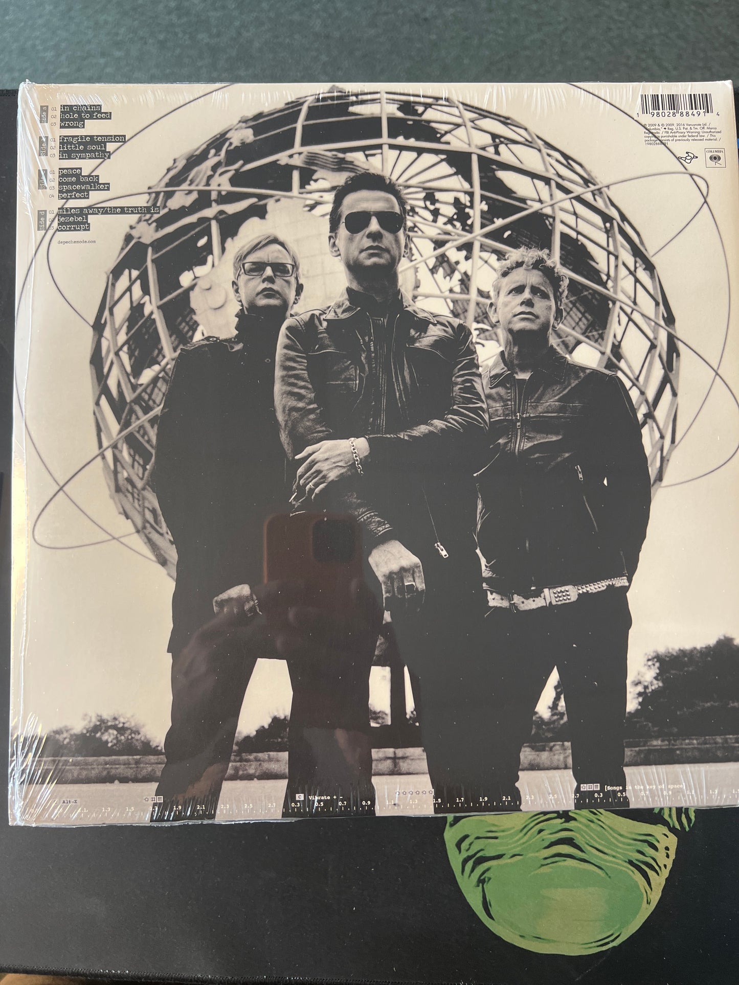 DEPECHE MODE - sounds of the universe