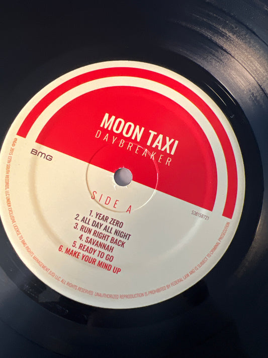 MOON TAXI - daybreaker