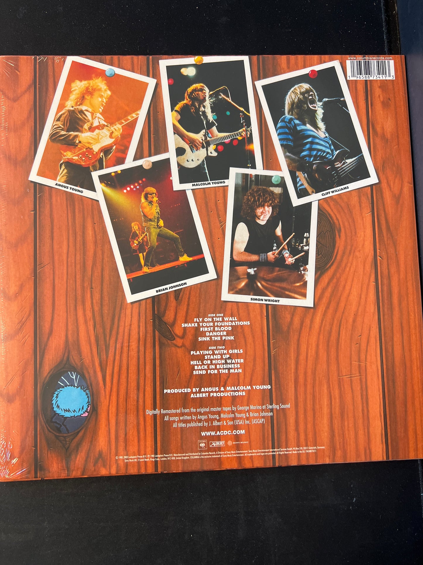 AC/DC - fly on the wall
