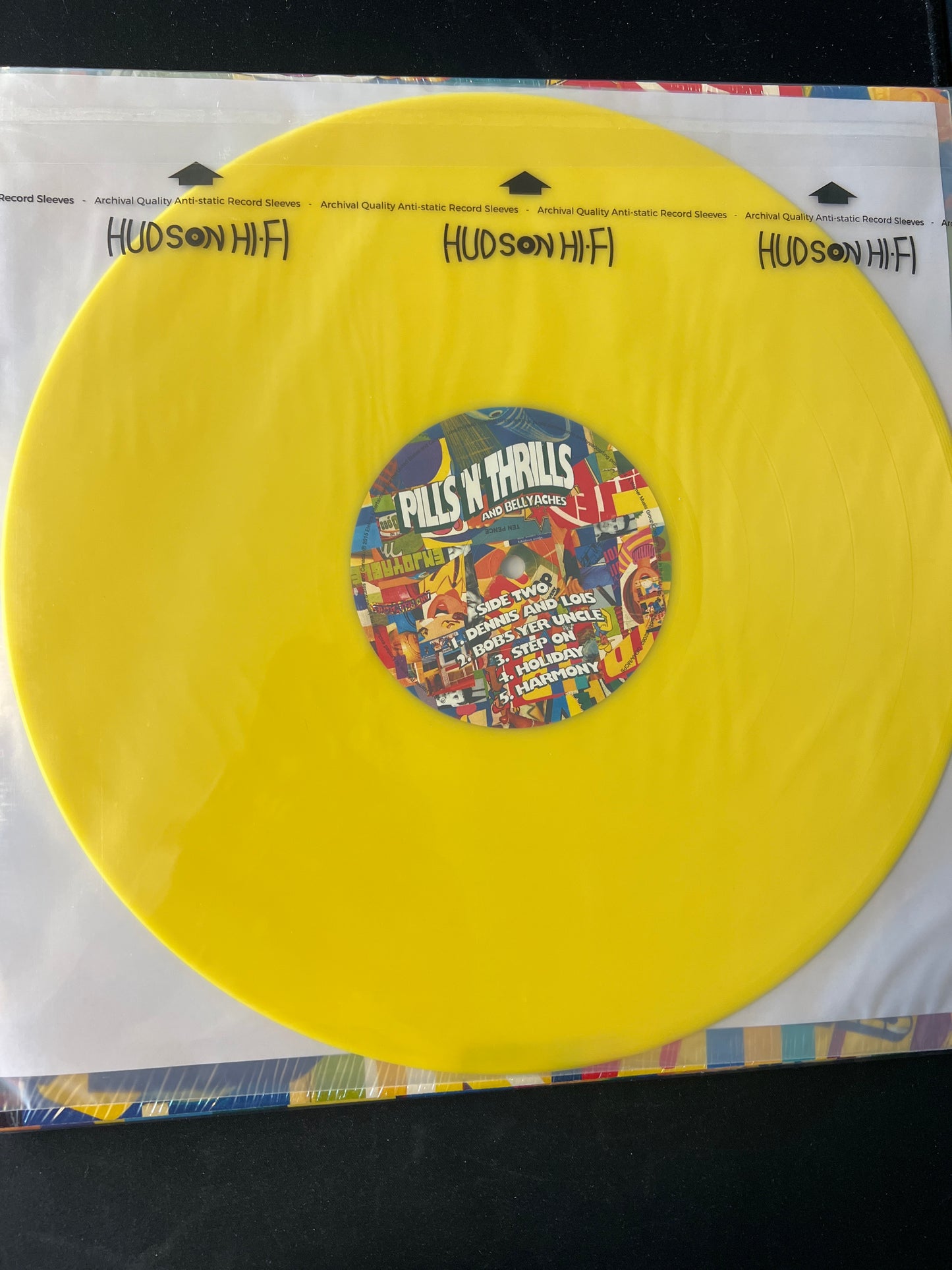 HAPPY MONDAYS - pills ‘N’ thrills and bellyaches