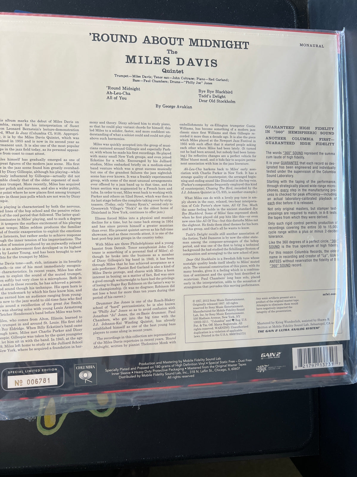 MILES DAVIS - round about midnight