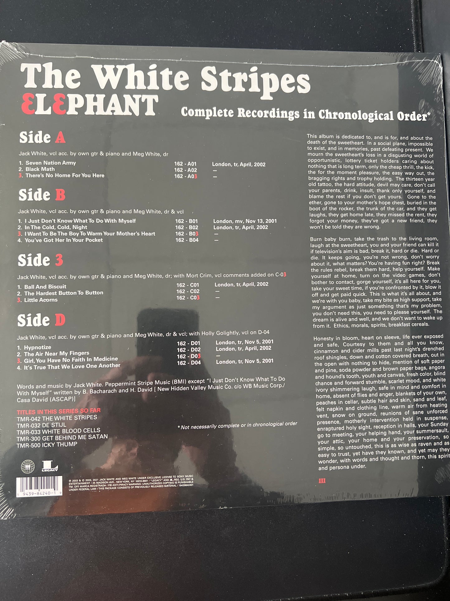 THE WHITE STRIPES - elephant