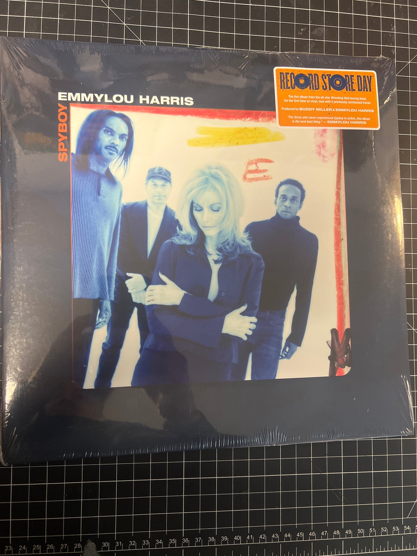 EMMYLOU HARRIS - spyboy