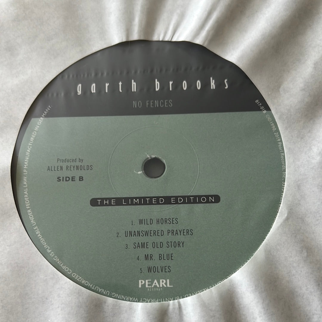 GARTH BROOKS - no fences