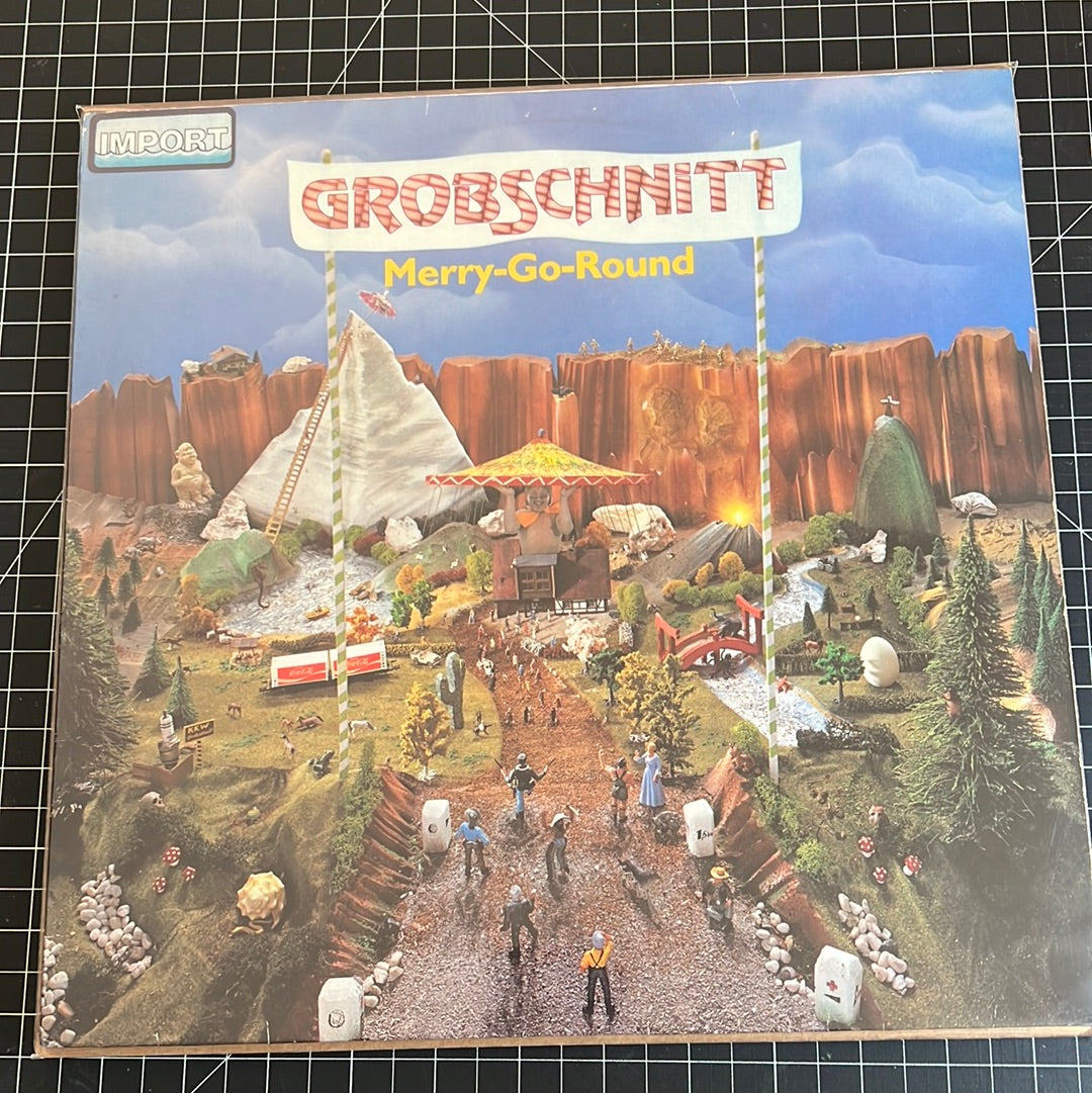 GROBSCHNITT “merry-go-round”