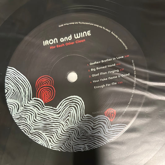 IRON AND WINE - kiss each other clean