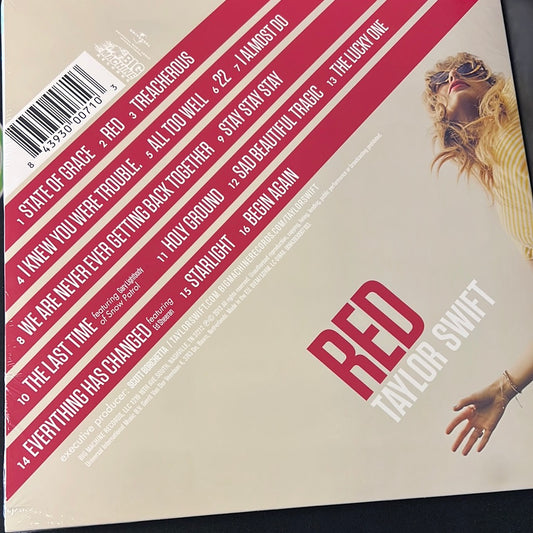 TAYLOR SWIFT - red