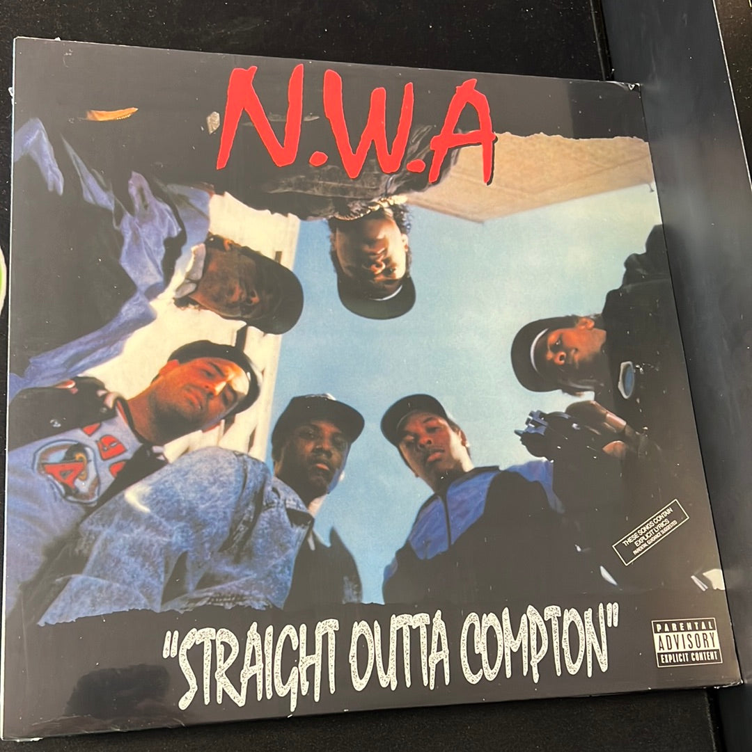 N.W.A. - straight outta Compton