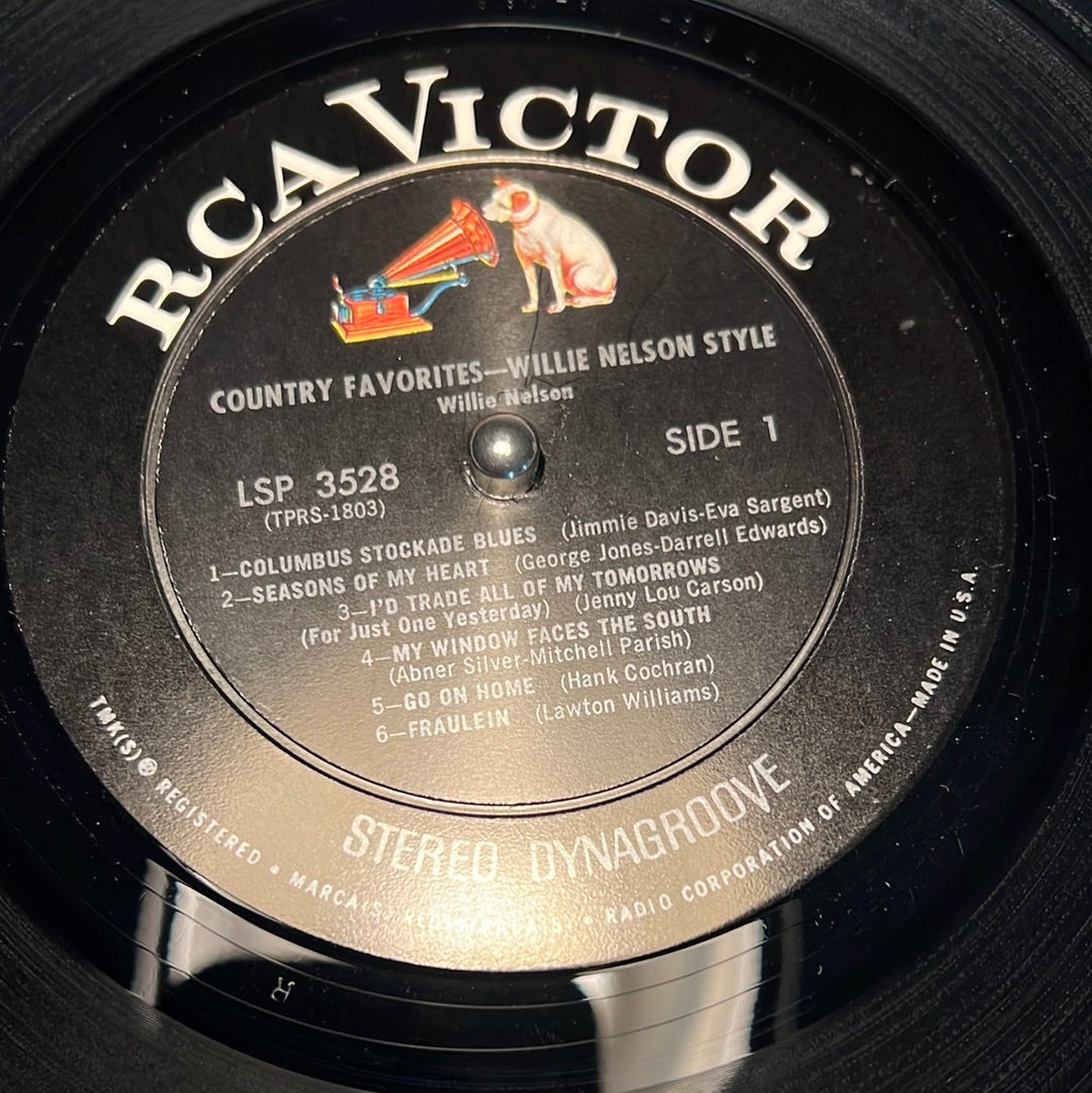 WILLIE NELSON - Country Favorites
