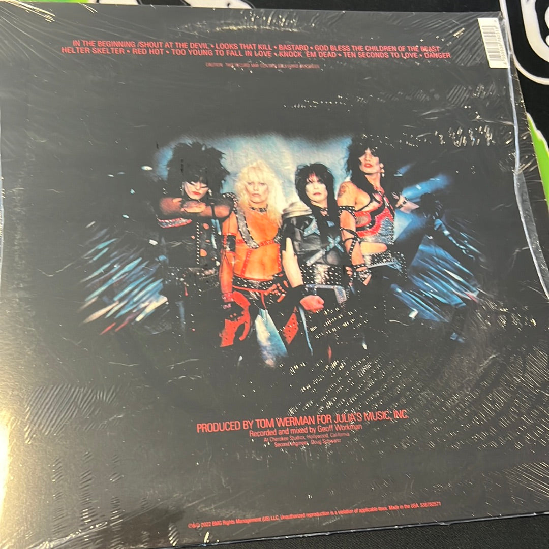 MOTLEY CRUE - shout at the devil