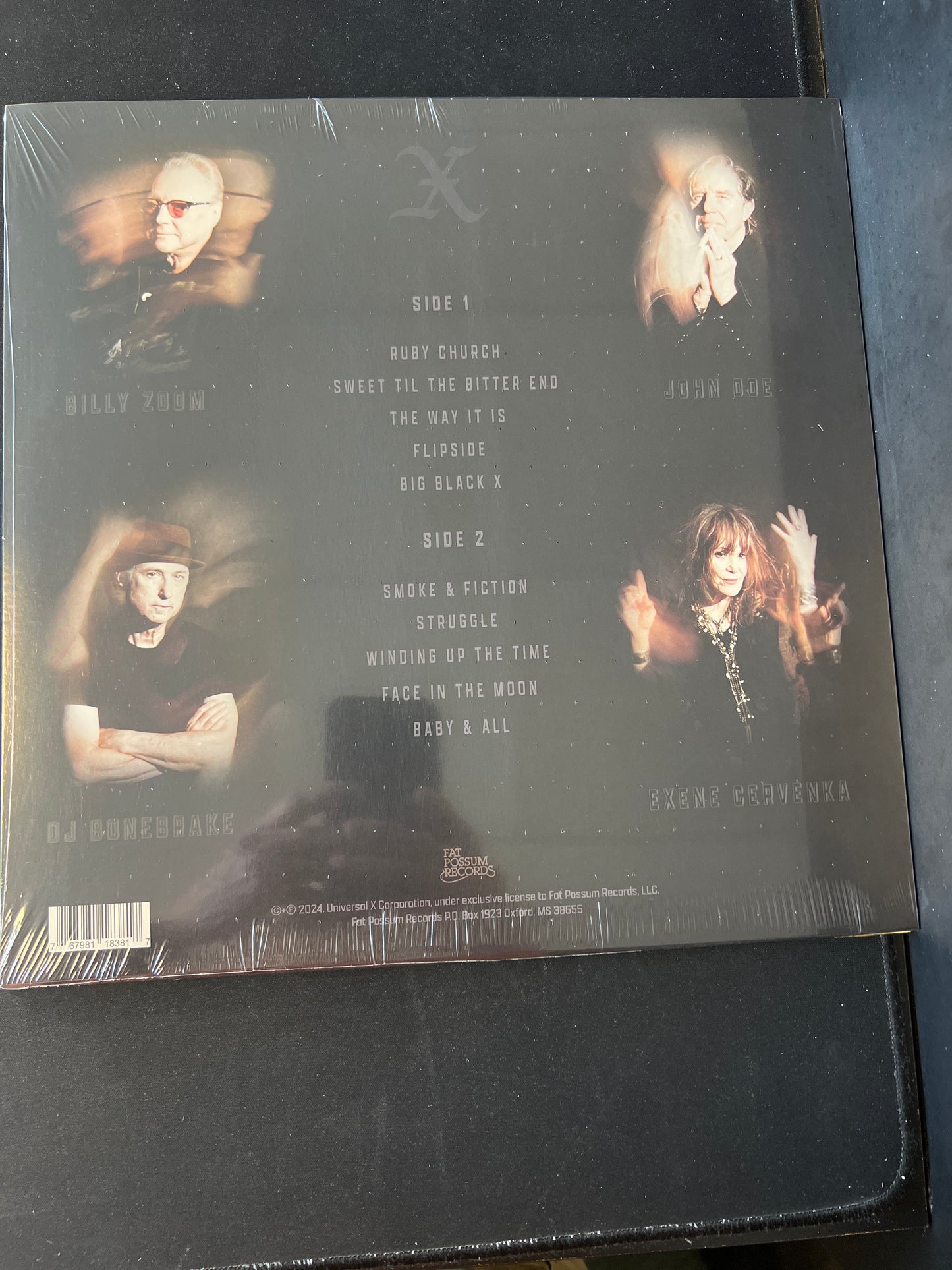 X - smoke & fiction