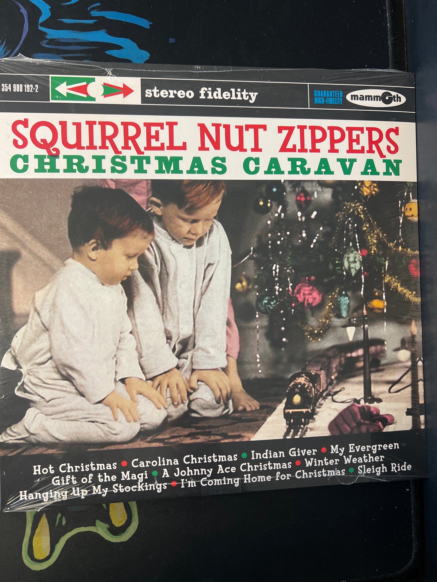 SQUIRREL NUT ZIPPERS - Christmas Caravan