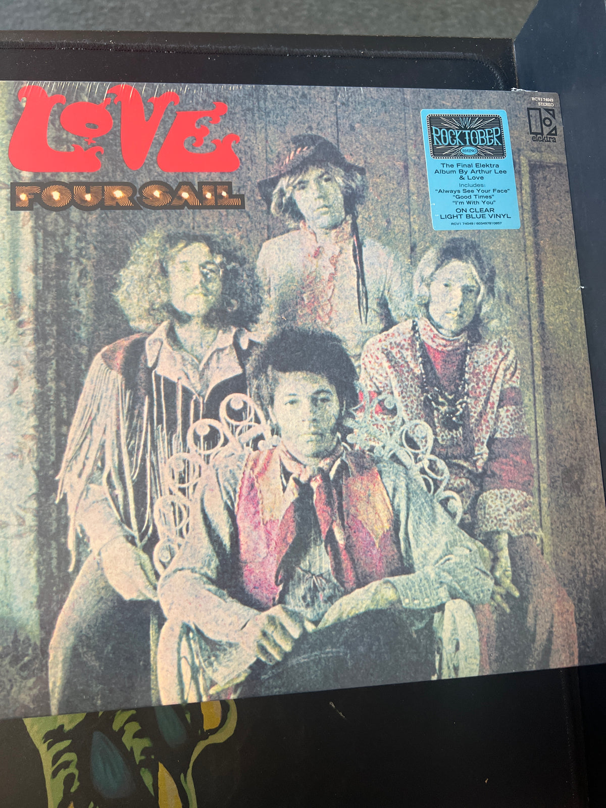 LOVE - four sail