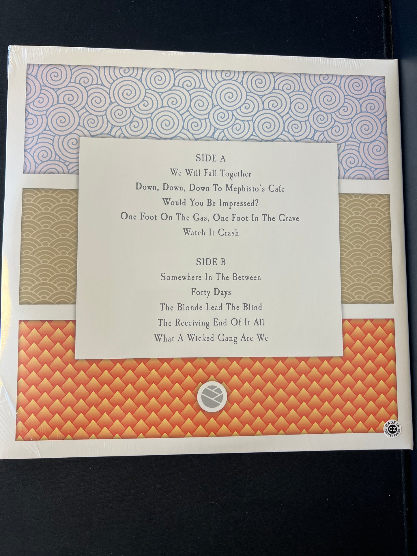 STREETLIGHT MANIFESTO - somewhere in the between