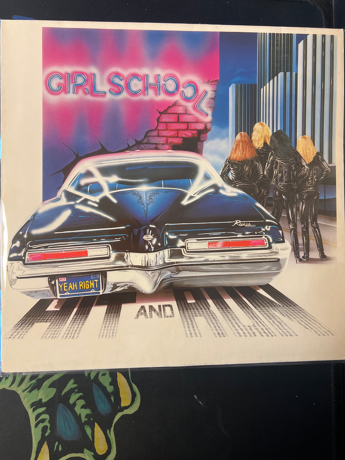 GIRLSCHOOL - hit and run