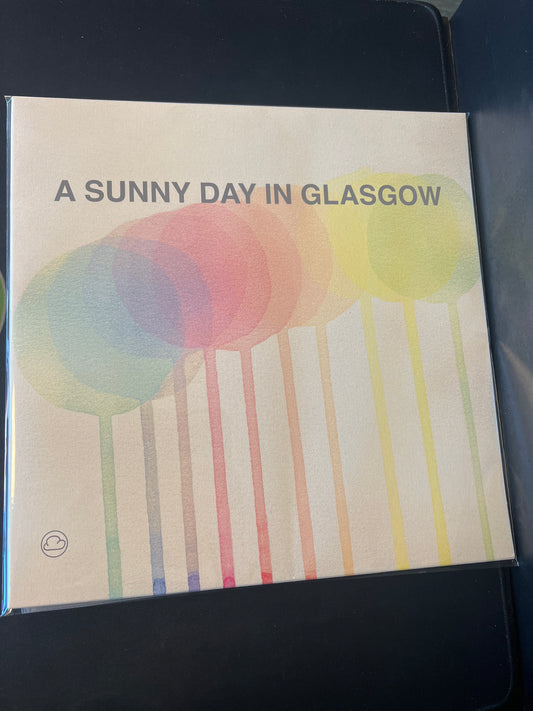 A SUNNY DAY IN GLASGOW - Ashes Grammer
