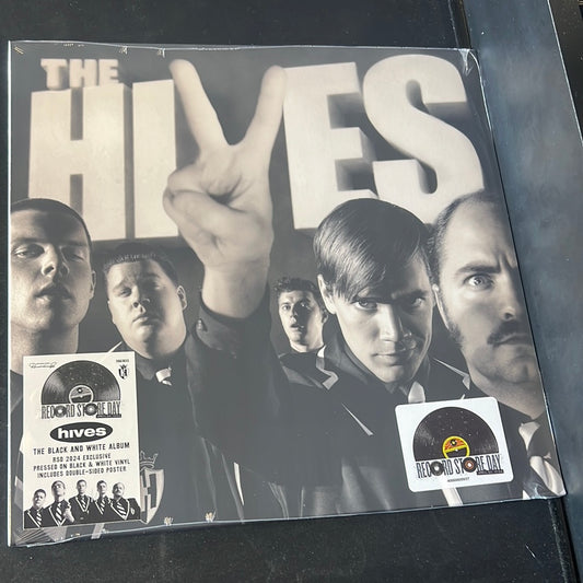 THE HIVES - the black and white album