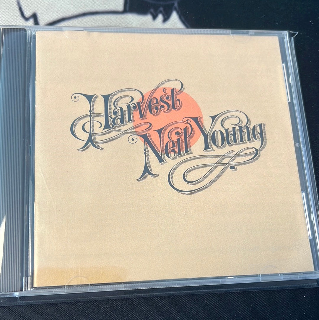 NEIL YOUNG - harvest