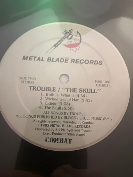 TROUBLE - the skull