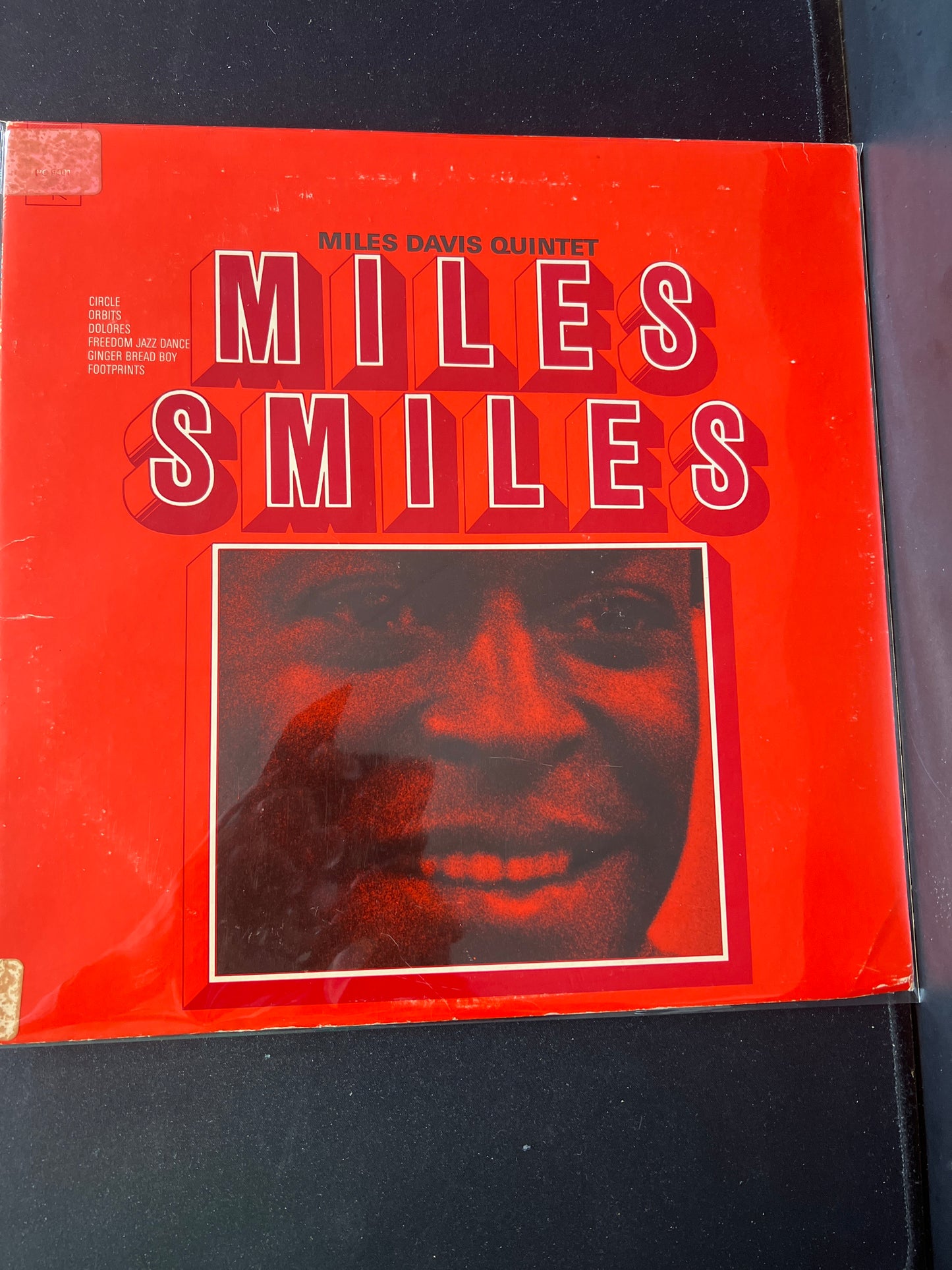 MILES DAVIS - Miles Smiles