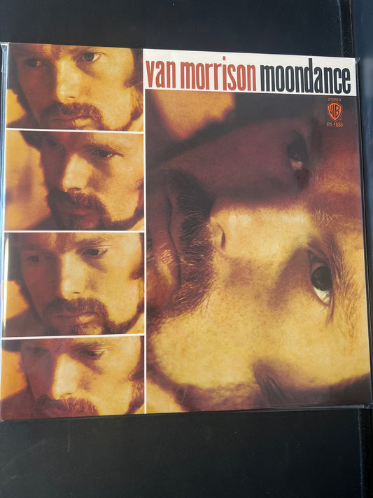 VAN MORRISON - moondance