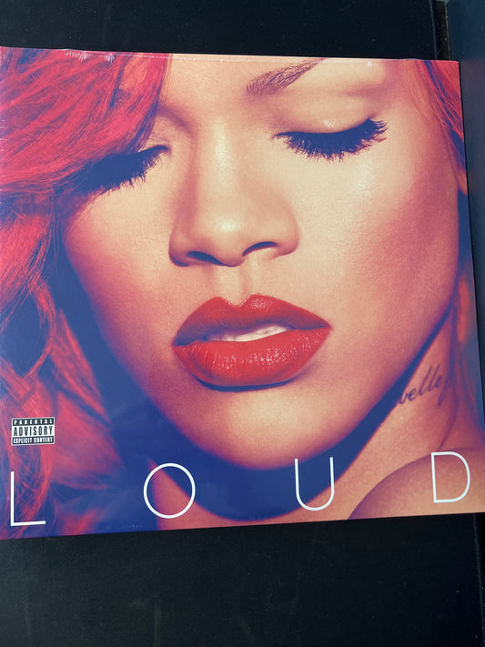 RIHANNA - loud