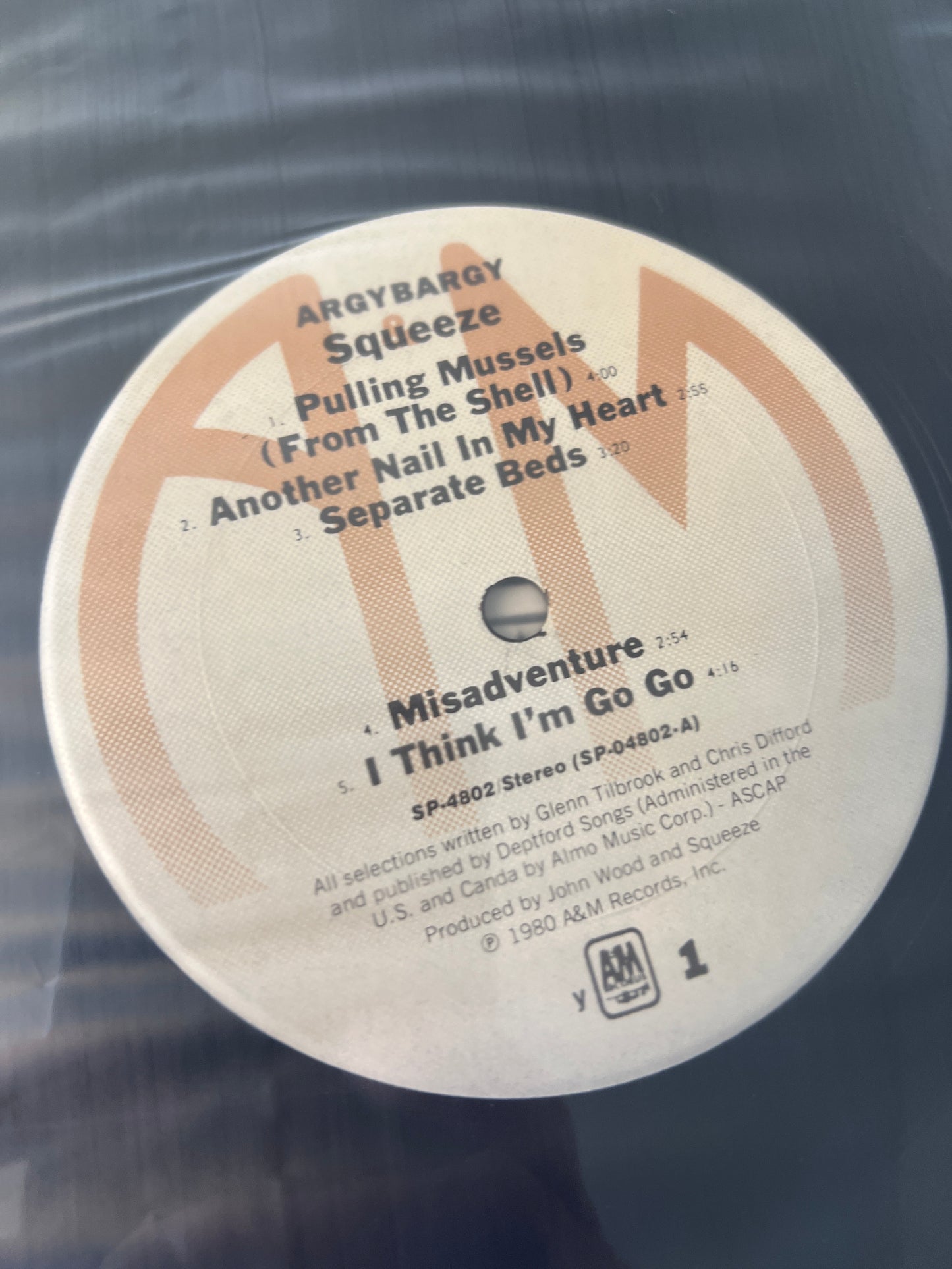 SQUEEZE - argybargy