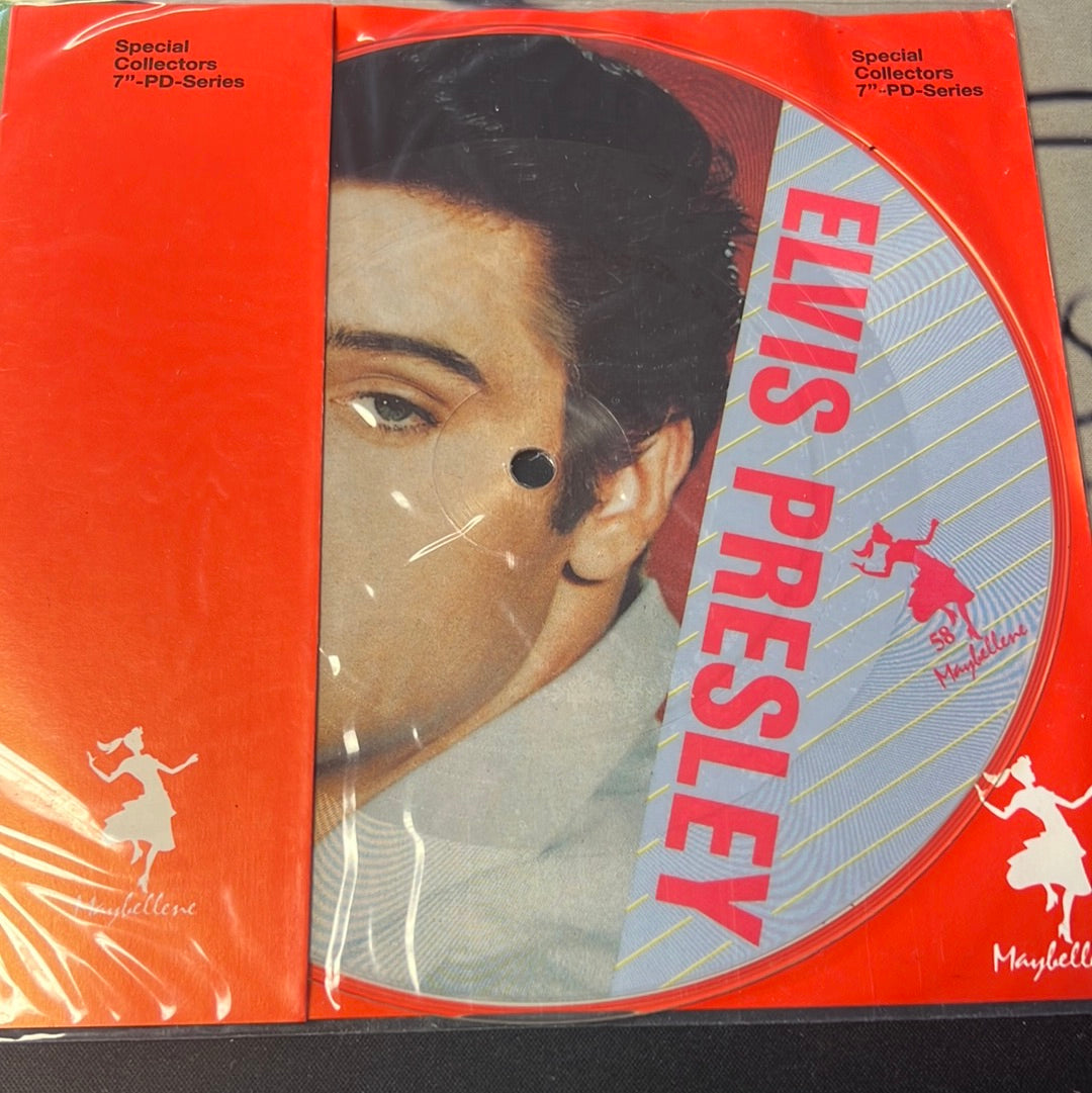 ELVIS PRESLEY - are you lonesome tonight
