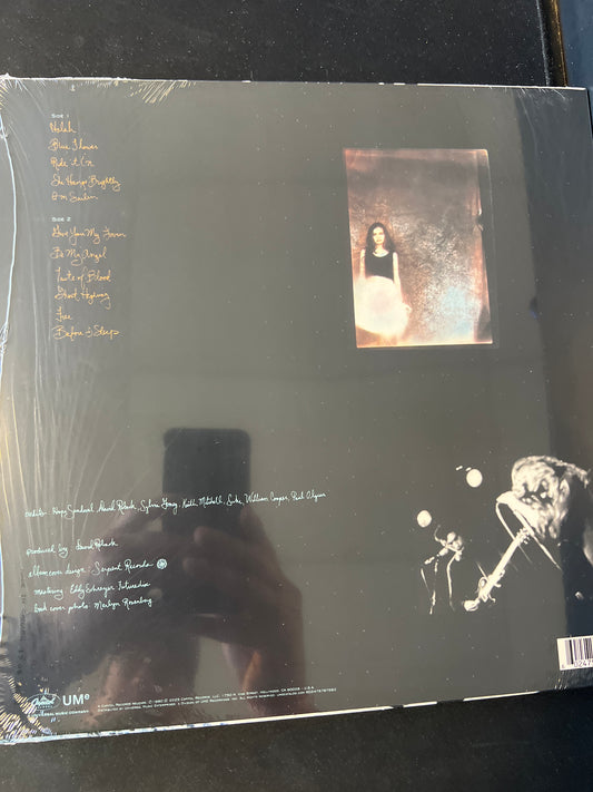 MAZZY STAR - she hangs brightly