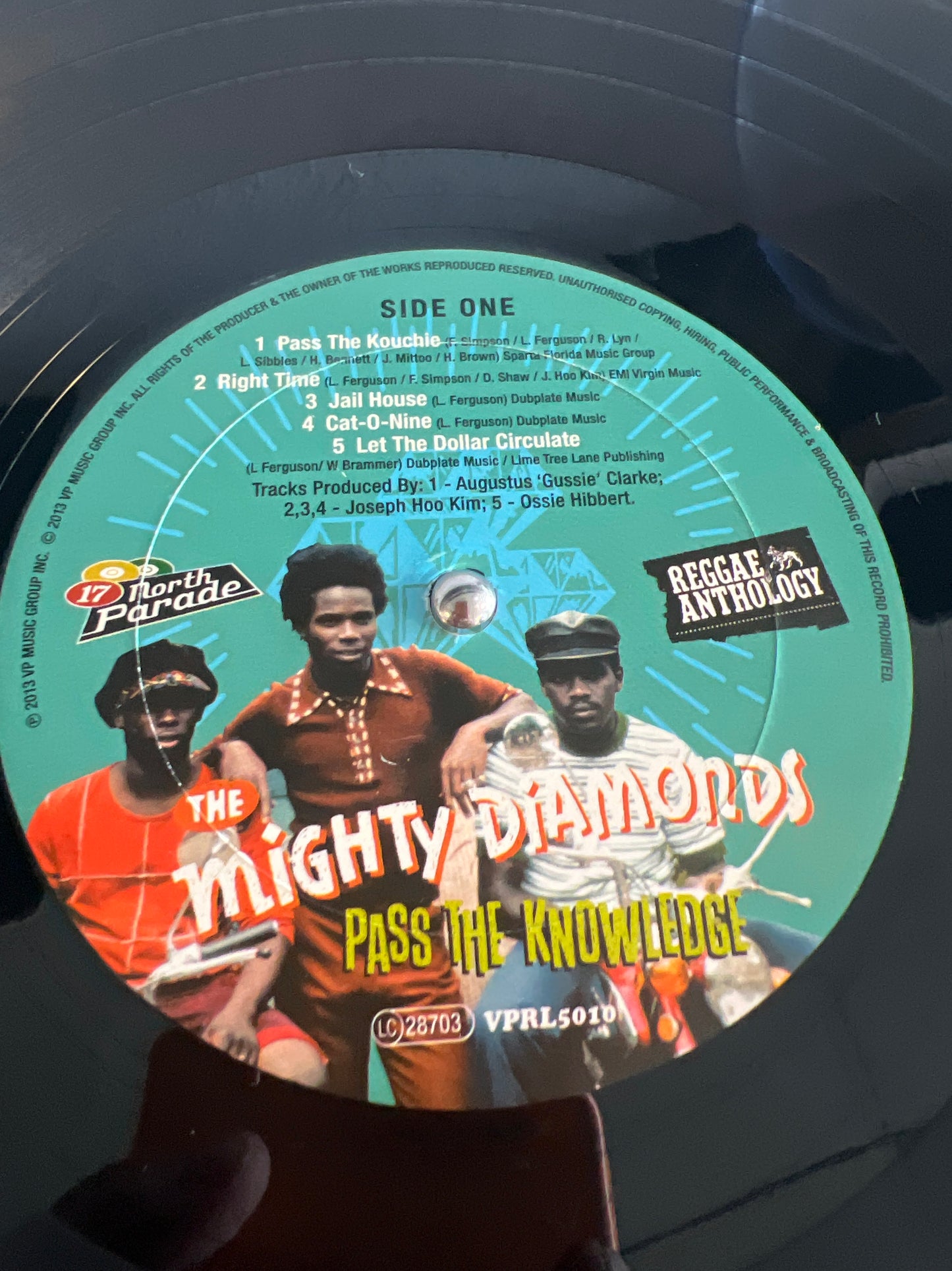 THE MIGHTY DIAMONDS - pass the knowledge
