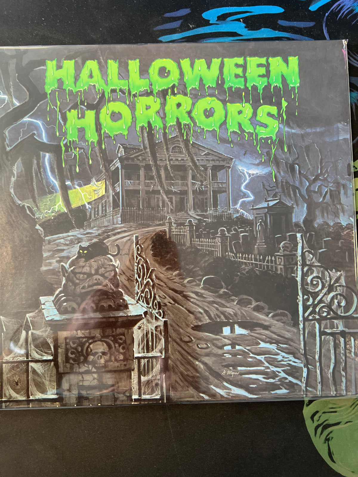 HALLOWEEN HORRORS - the story of Halloween Horror